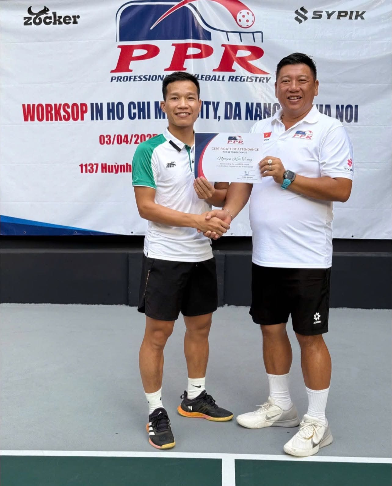 Coach Kim nhận chứng chỉ PPR